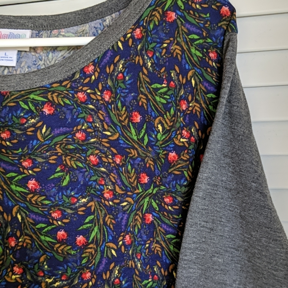 ⚠️NWOT⚠️ Lularoe Julia